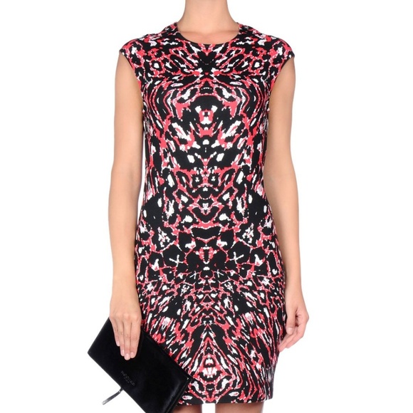 Alexander McQueen Dresses & Skirts - NWT $645 McQ Alexander McQueen Kaleidoscope Dress. M